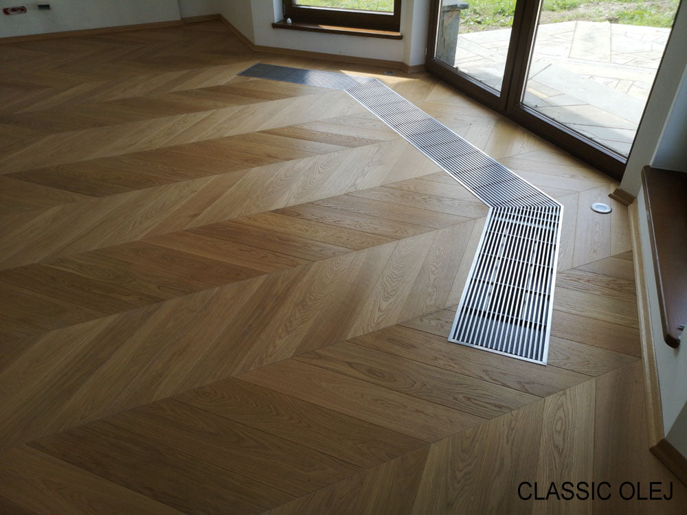 Podłoga drewniana w stylu jodełki francuskiej kolor classic