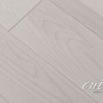 Deski drewniane w kolorze Jesion Bielony podłoga drewniana wyprodukowana przez firmę CHENE
